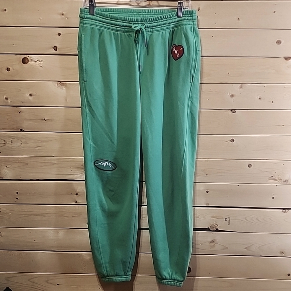 Aerie Joggers Women's Size SP Winter fun!